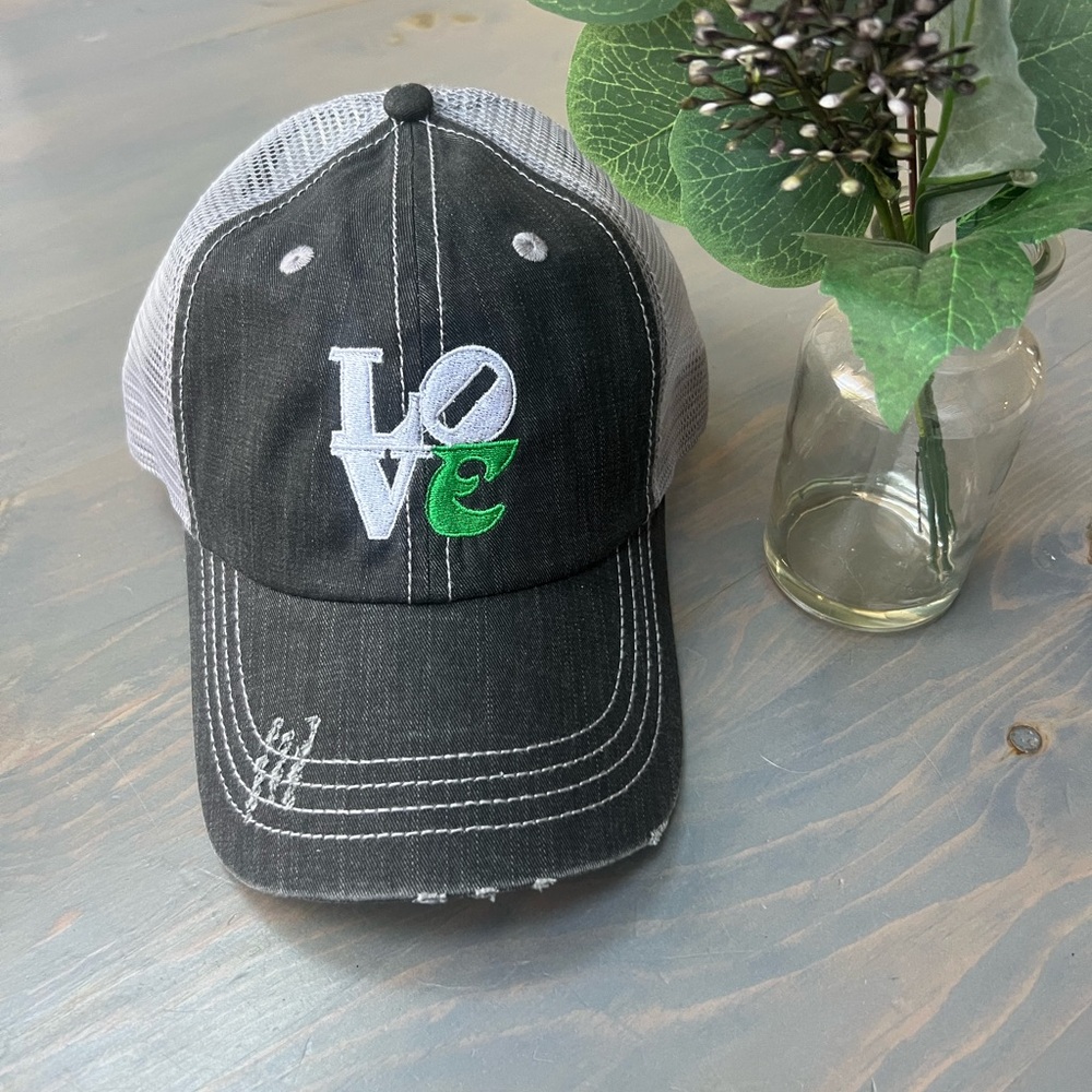 Philadelphia Eagles Black and Gray Love Cap